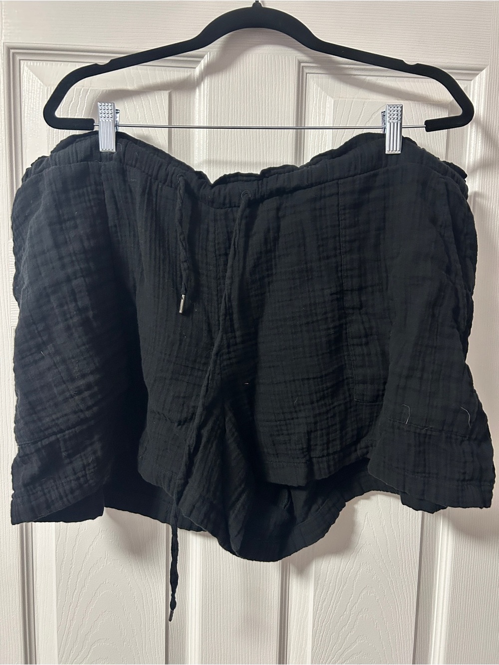 GAP Black Gauze Knit Bike Shorts